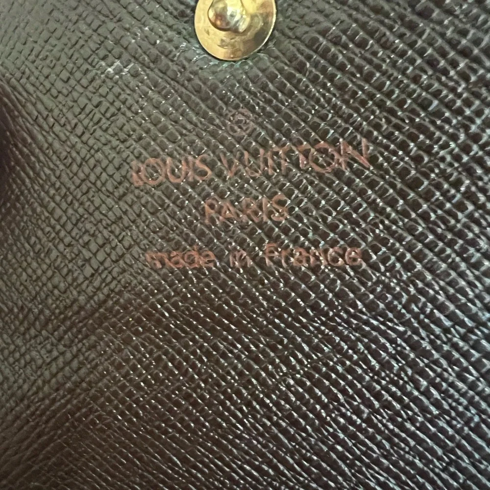 Louis Vuitton Trifold Wallet in signature Damier Ebene